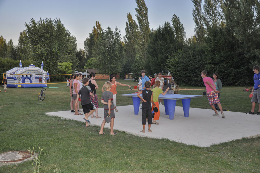 camping avec animations famillial en perigord noir