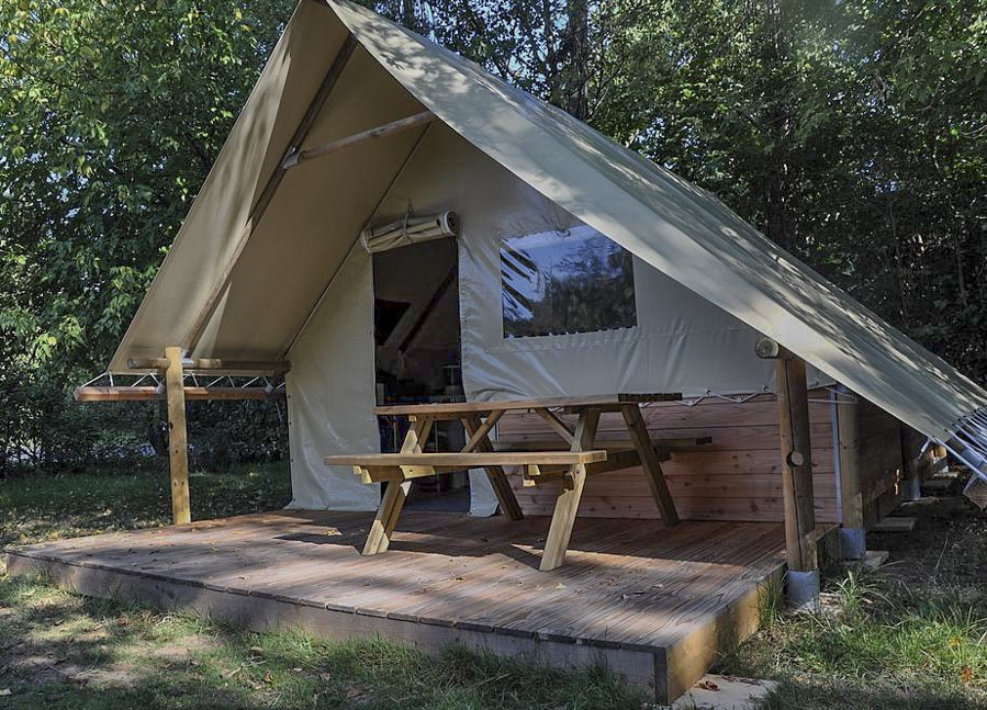 camping insolites en dordogne